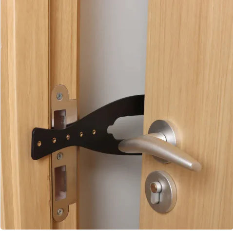 Pet Safety Door Buckle